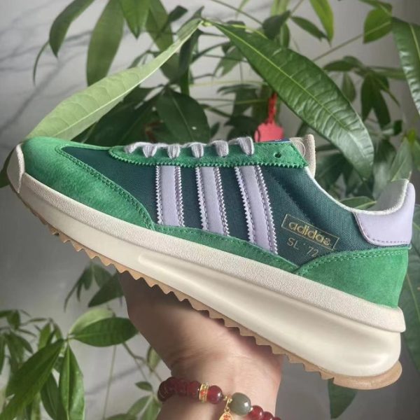 Adidas SL 72