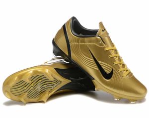 NIKE Mercurial Vapor 1 FG Retro