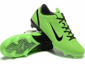 NIKE Mercurial Vapor 1 FG Retro