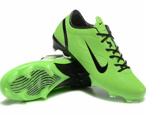 NIKE Mercurial Vapor 1 FG Retro