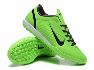 NIKE Mercurial Vapor 1 FG Retro