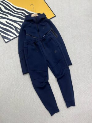 Nike Tech Windrunner HV0950+HV0960