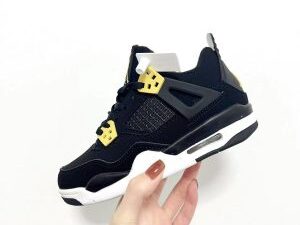 Air Jordan 4 Children’s shoes