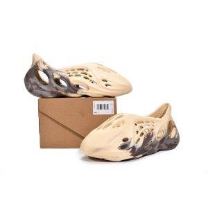 Adidas Yeezy Foam Runner