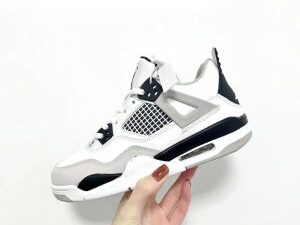 Air Jordan 4 Children’s shoes