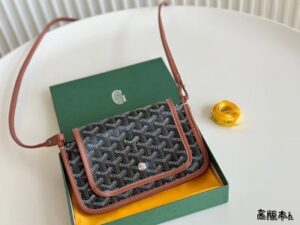 Goyard Style Crossbody Bag 2