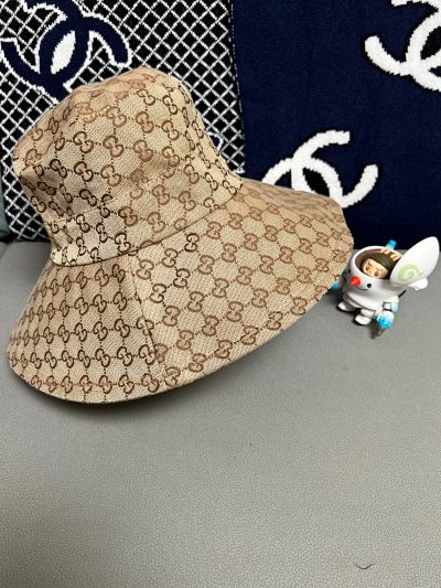 GUCCI CAP 9