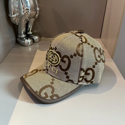 GUCCI CAP 4