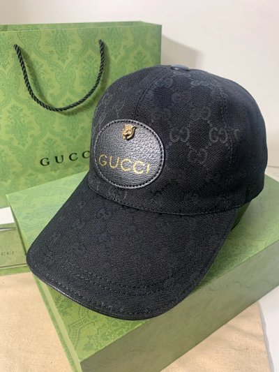 GUCCI CAP 37