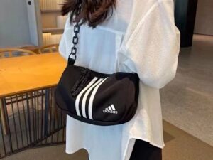 Louis Vuitton Fashion Bag 34