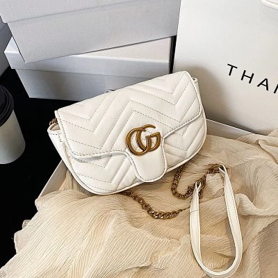 Louis Vuitton Fashion Bag 32