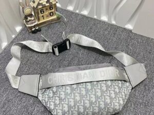 Louis Vuitton Fashion Bag 8