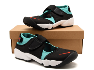 Nike AIR RIFT BR