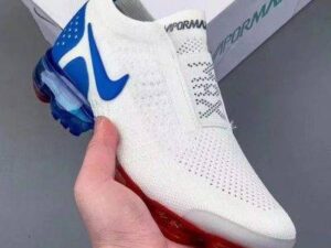 Nike Air VaporMax Moc 2