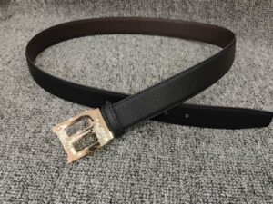 Burberry TB Premium Leather Belt