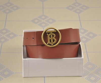 Burberry TB Premium Leather Belt 33