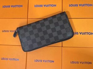 Louis Vuitton Fashion Wallet 9