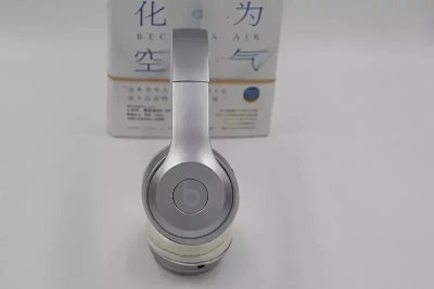 AirPods Max (USB-C) 16