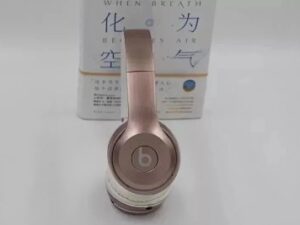 AirPods Max (USB-C) 17