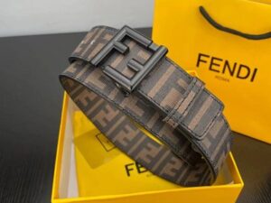 Fendi FF Logo Leather Belt