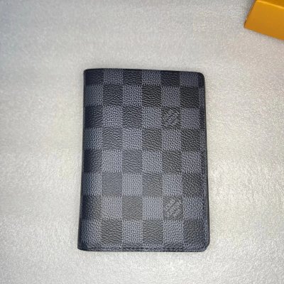 Louis Vuitton Luxury Wallet 36