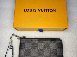 Louis Vuitton Luxury Wallet 21