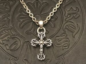 Women’s Necklace 11