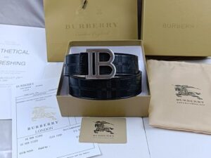 Burberry TB Premium Leather Belt 1